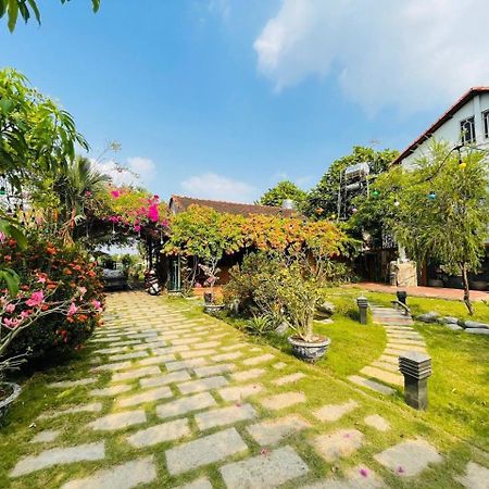 Готель Khu Nghi Duong Huong Sen - Binh My, Cu Chi Хошимін Екстер'єр фото