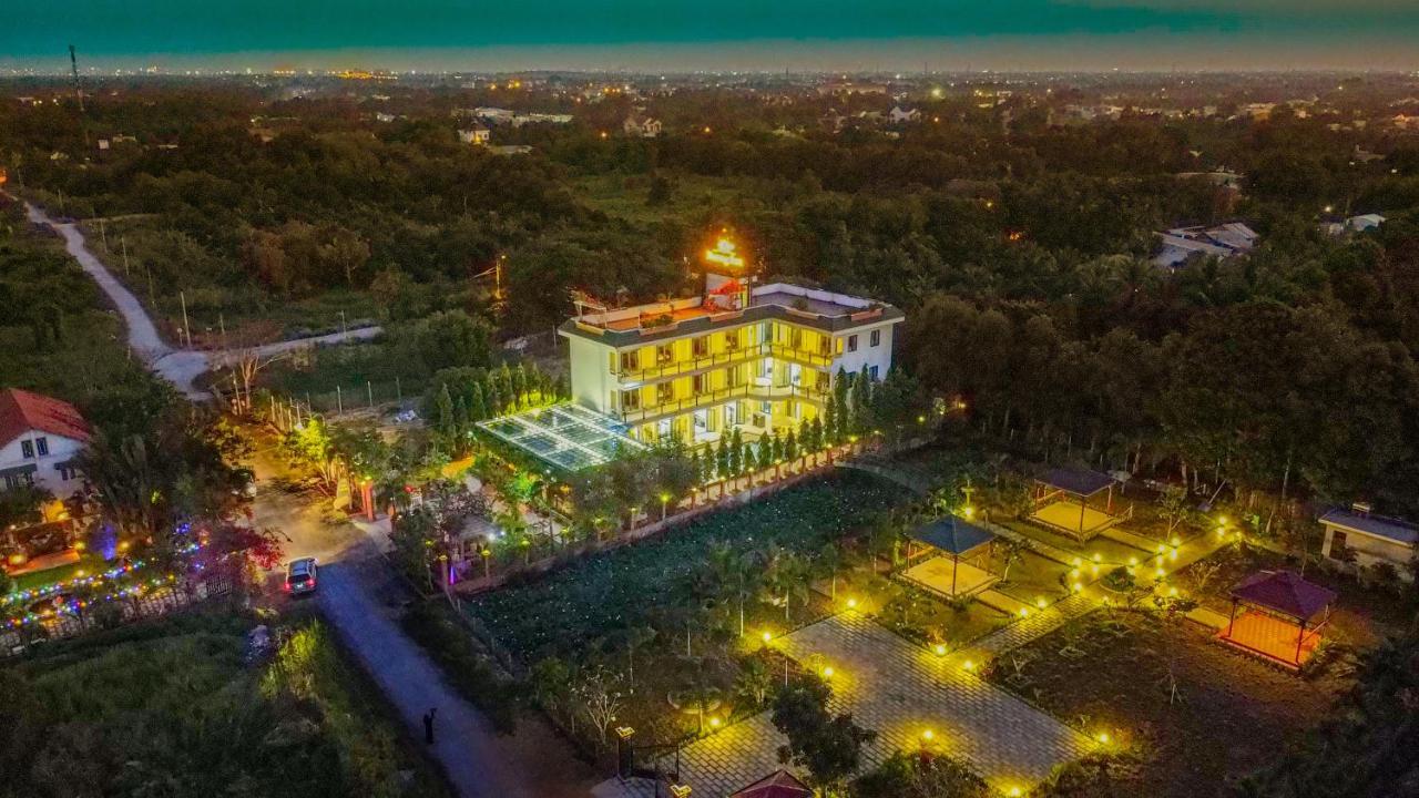Готель Khu Nghi Duong Huong Sen - Binh My, Cu Chi Хошимін Екстер'єр фото
